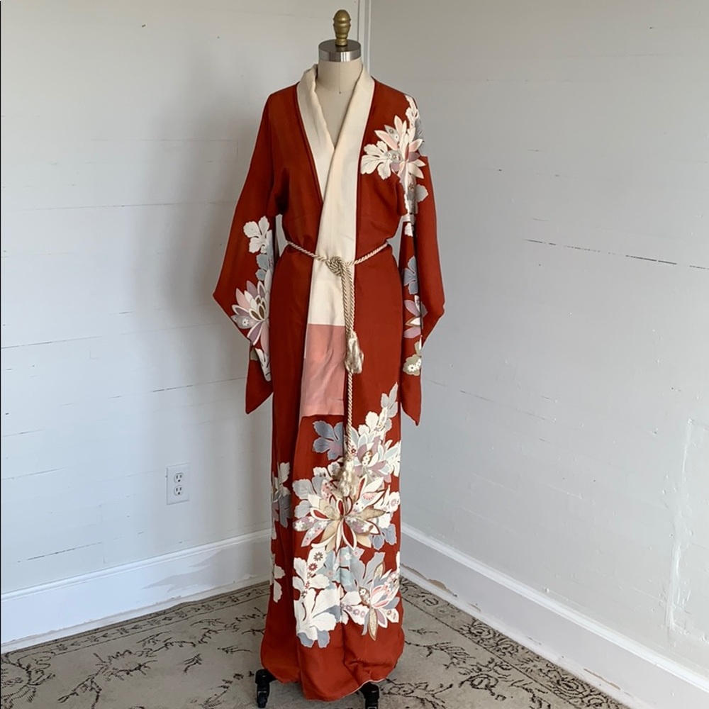 VTG Silk Kimono Robe - Picture 7 of 12